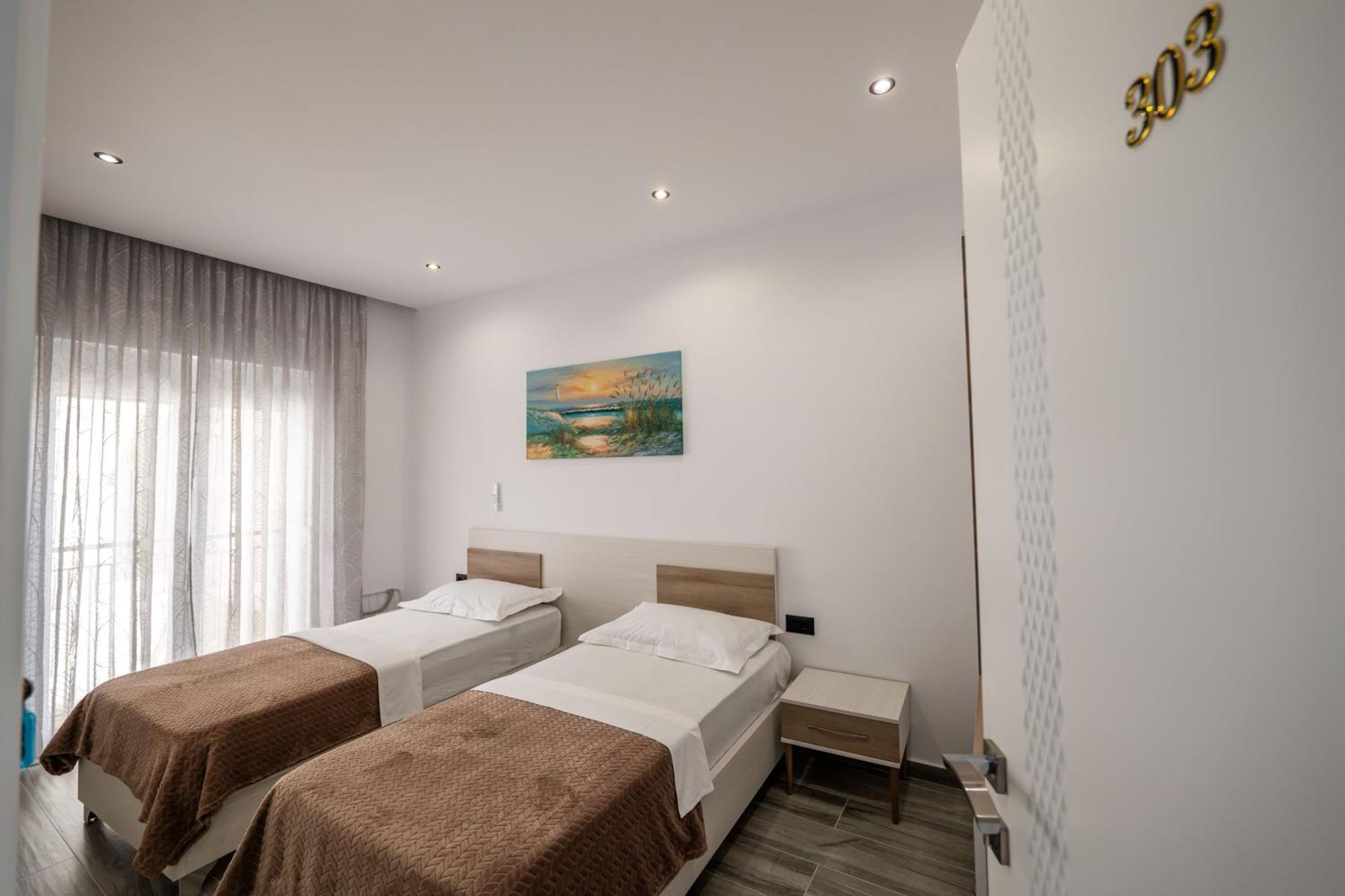 Eden Suites&Apartments Sarande Exterior photo