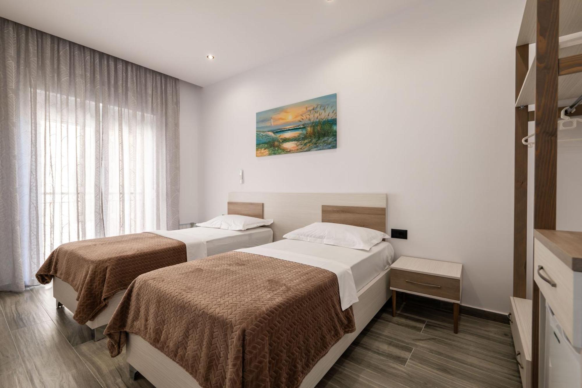 Eden Suites&Apartments Sarande Exterior photo